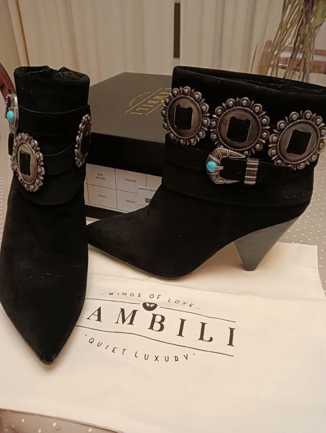 Botines de Ante negro Cambili
