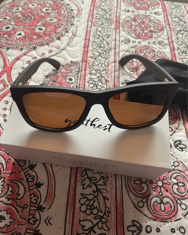 Gafas de madera