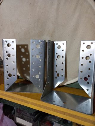 Ferramenta fissaggio