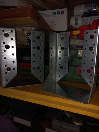 Ferramenta fissaggio