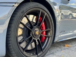 PORSCHE 911 Carrera 4 GTS Cabriolet
