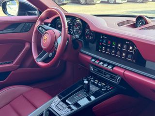 PORSCHE 911 Carrera 4 GTS Cabriolet