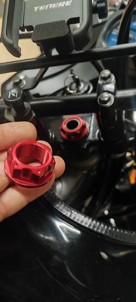 Tuerca dirección Yamaha  Tenere xtz 660 R7 Yzf 125