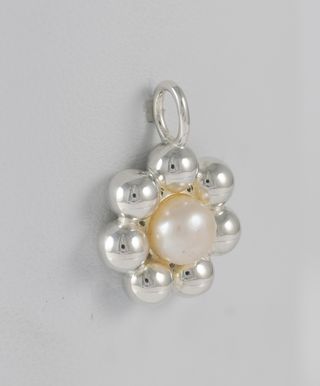 Colgante Flor Tous en plata 925 y perla cultivada