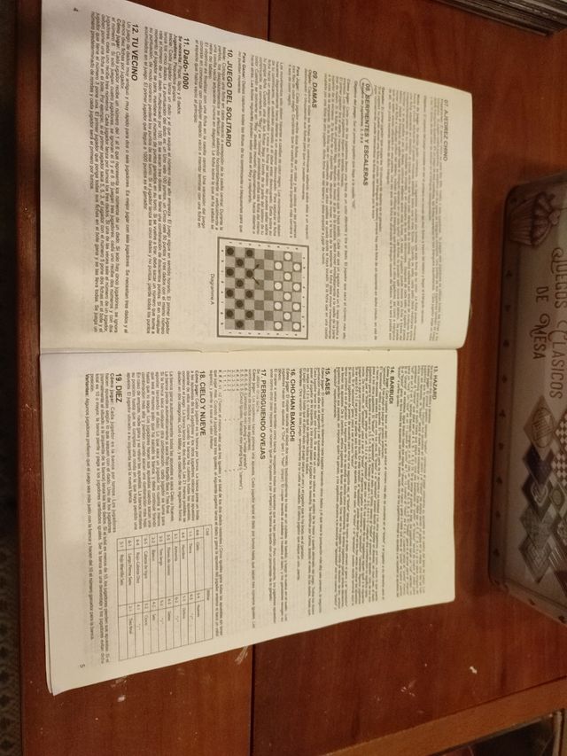 Juegos Cien Clásicos de Mesa. Familia