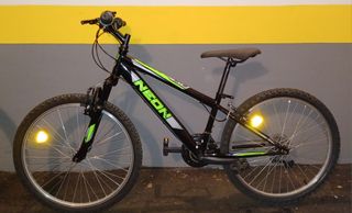 2 BICICLETAS DE 26" Y 24"