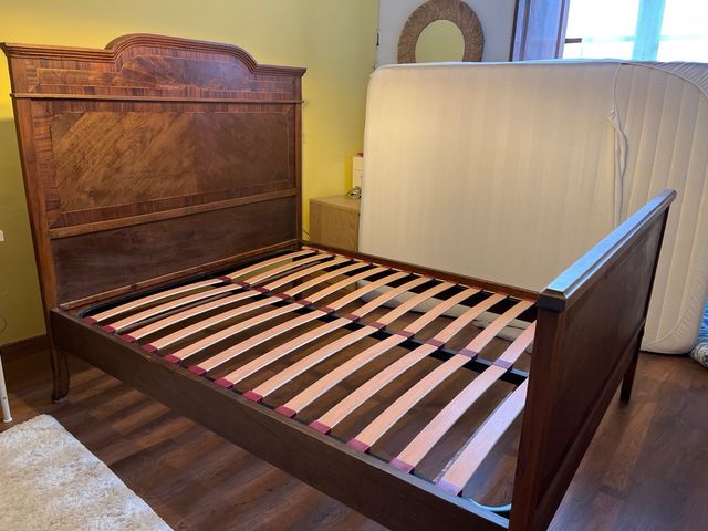 GRATIS Estructura cama antigua de madera 135 x 180