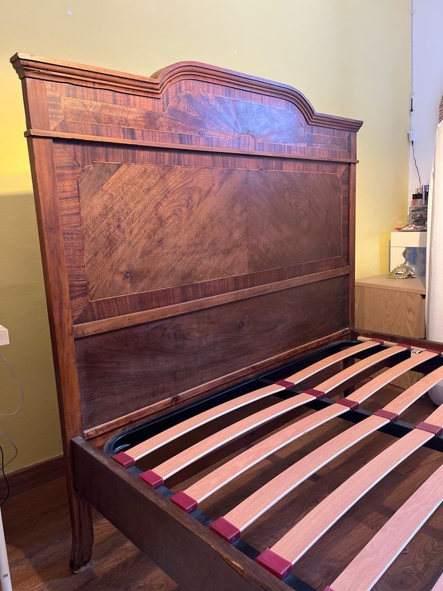 GRATIS Estructura cama antigua de madera 135 x 180