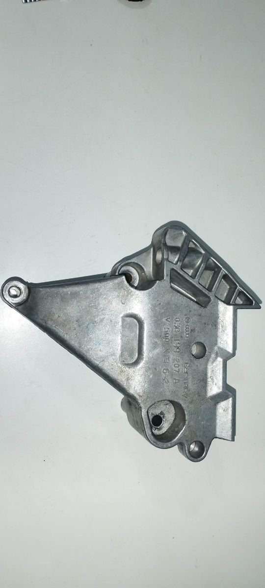 SOPORTE MOTOR 03G199207A