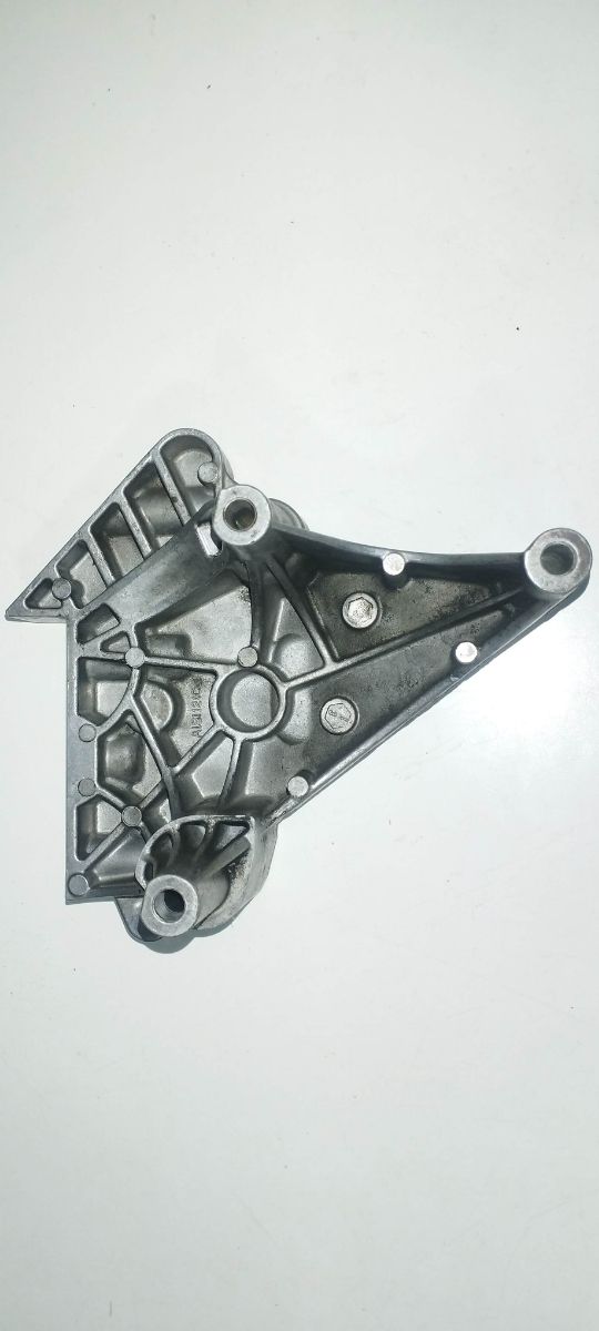 SOPORTE MOTOR 03G199207A