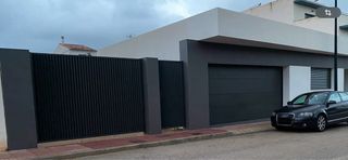 Puerta seccional garaje