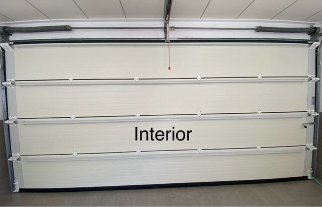 Puerta seccional garaje