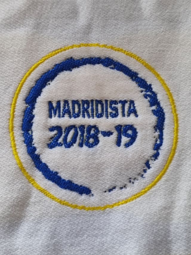 Bufanda fútbol Real Madrid 2018/19