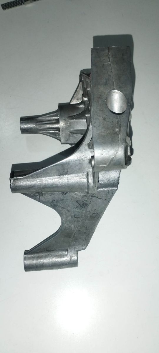 SOPORTE MOTOR 03G199207G