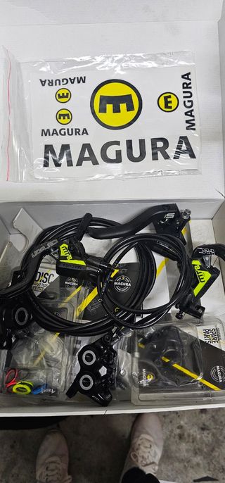FRENOS MAGURA MT 8 TRAIL CARBON SL