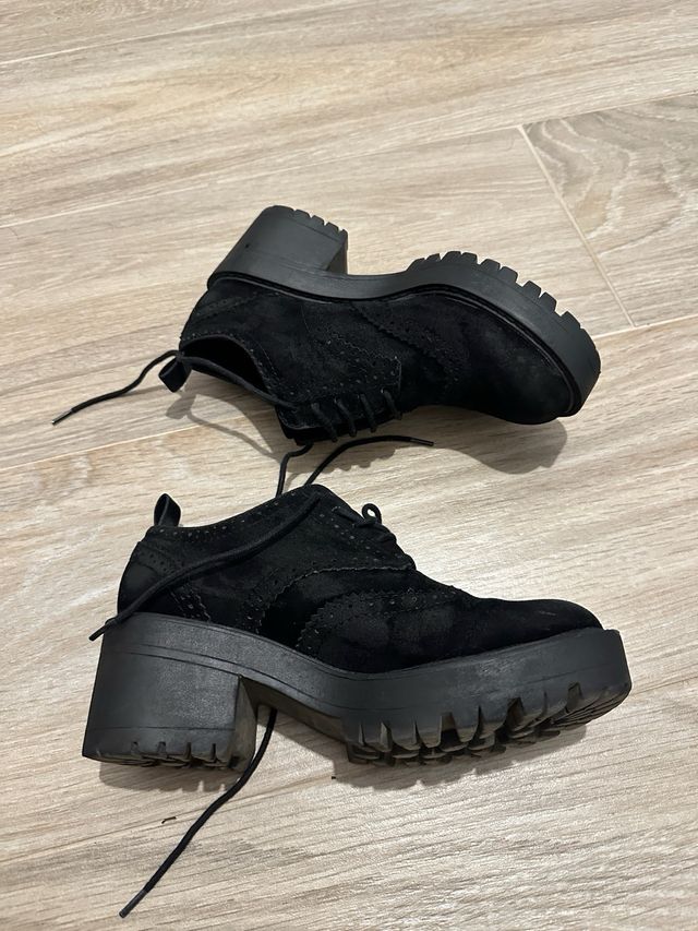 Zapatos cordones