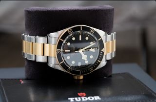 RELOJ TUDOR BLACK BAY ORO Y ACERO