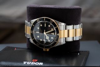RELOJ TUDOR BLACK BAY ORO Y ACERO