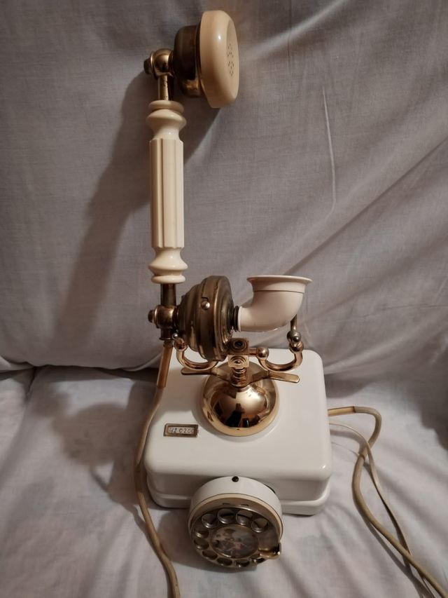 TELEFONO ANTIGUO