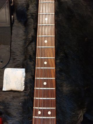  Fender Stratocaster Standar Am RW SSB 4/2016