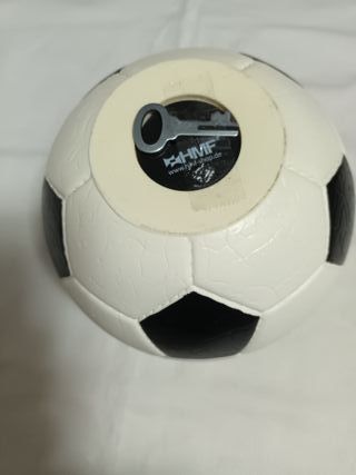 Salvadanaio pallone da calcio  con Chiave
