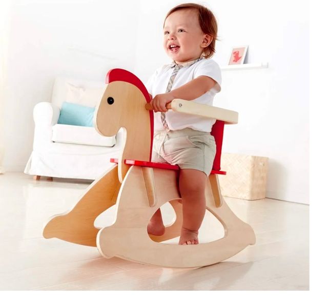caballo madera Hape infantil