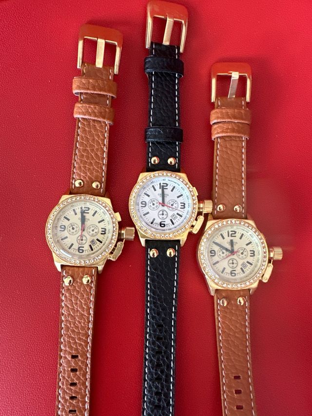 Relojes 5 piezas por 20