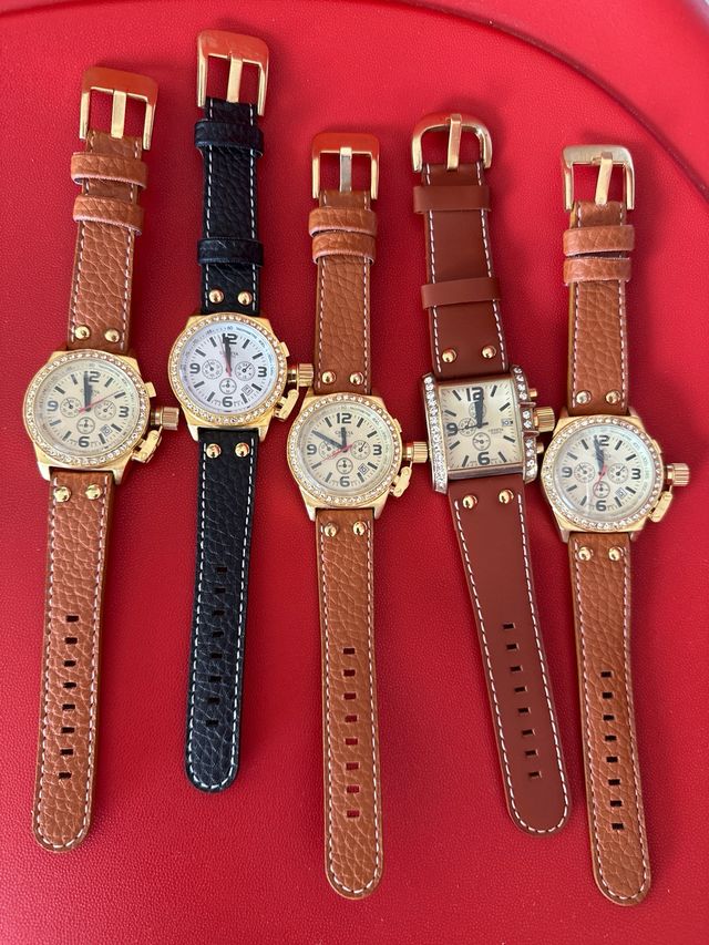 Relojes 5 piezas por 20