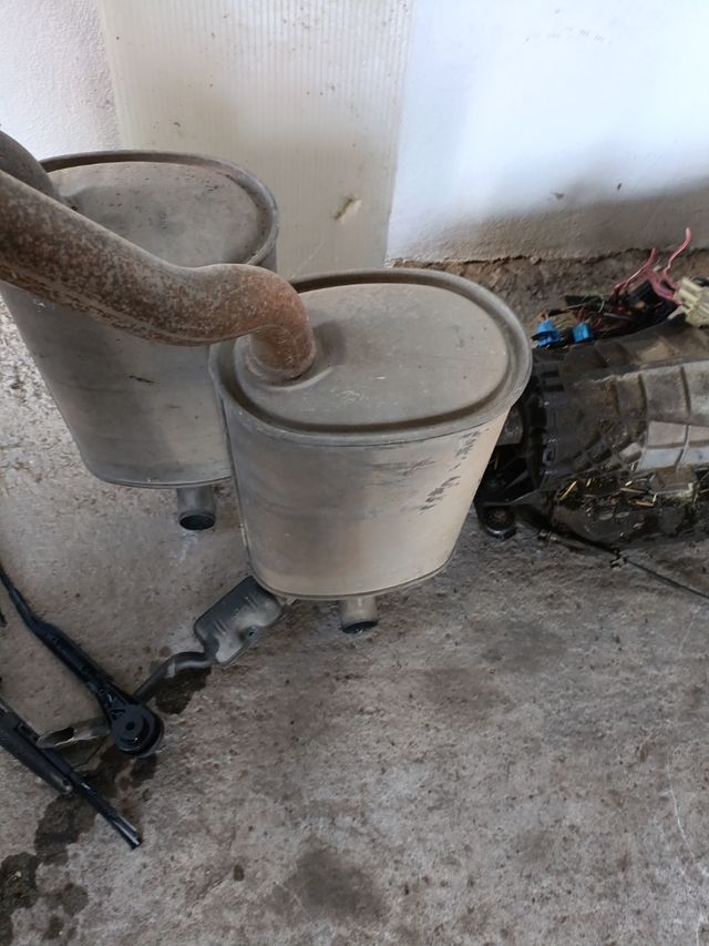 Tubo de escape BMW 7 e38