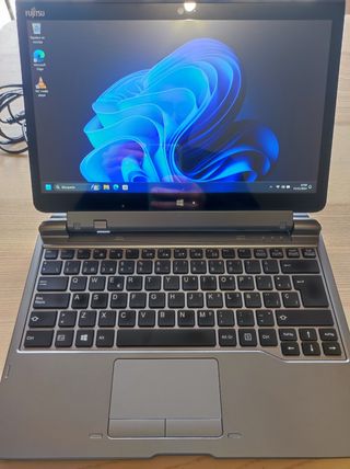 Portátil - Tablet Fujitsu 