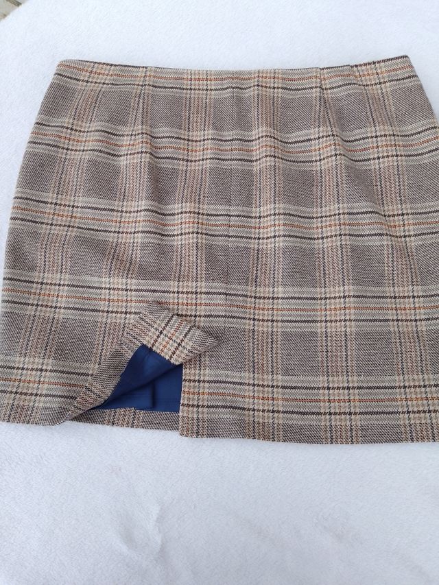 Falda Tommy Hilfiger.