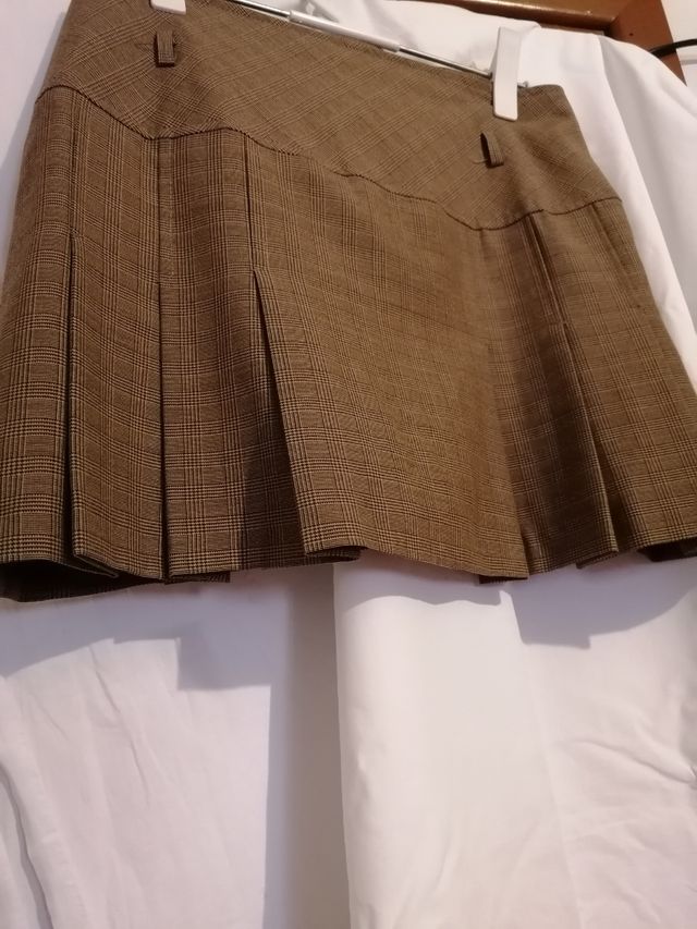 Falda de Formula Jóven