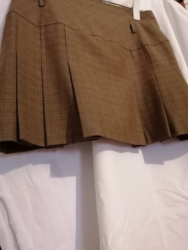 Falda de Formula Jóven