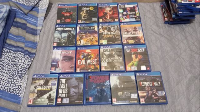Giochi ps 4 vendo tutti insieme a 50€ o 20 CAD uno