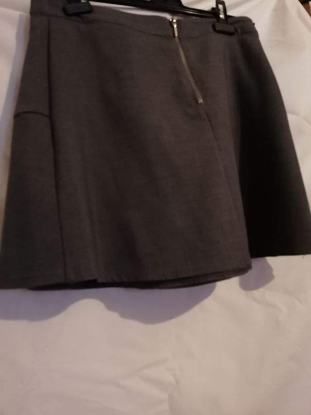 Falda de Stradivarius