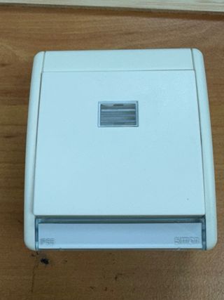 Simon monobloc aqua interruptor