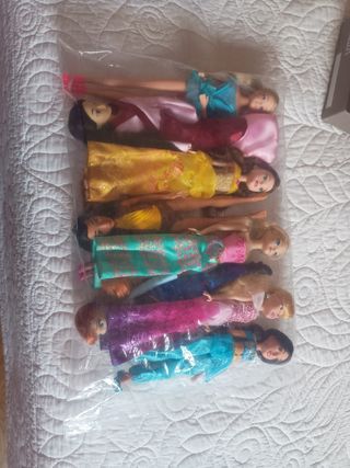 Lote 7 princesas Disney+Barbie regalo