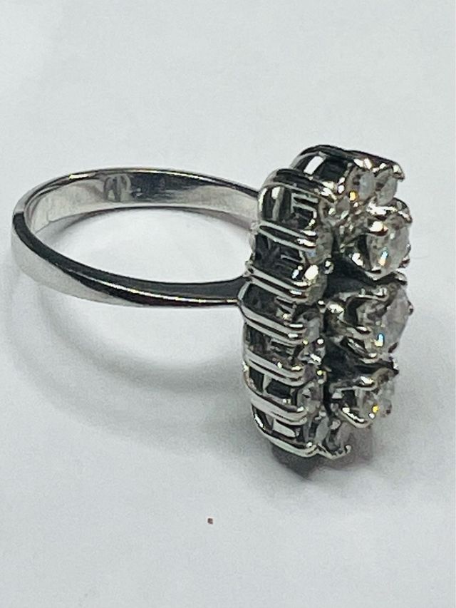 Anillo Oro Blanco 18k y Diamantes