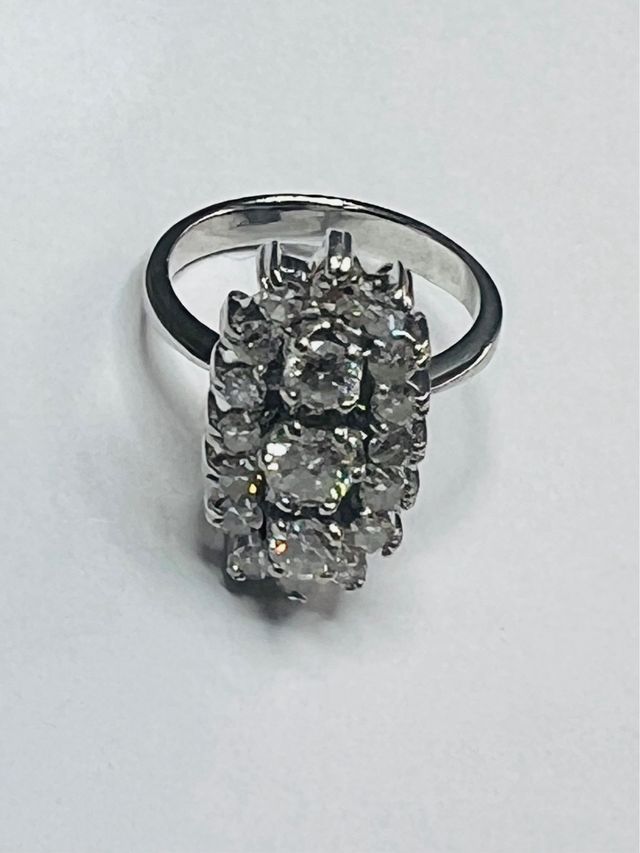 Anillo Oro Blanco 18k y Diamantes