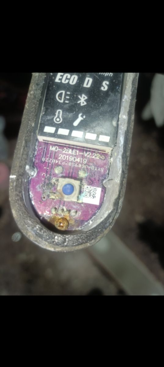 Pinchazos patinetes eléctricos ,averías,reparación