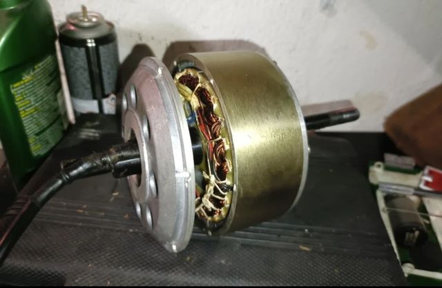 Pinchazos patinetes eléctricos ,averías,reparación