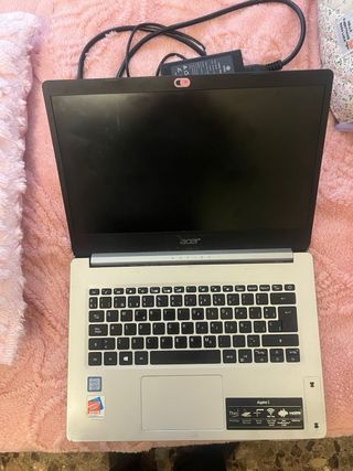 Ordenador Acer gris
