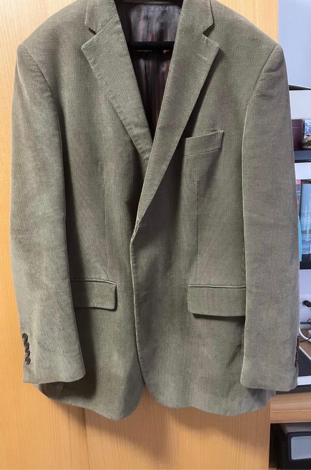 Americana pana Grisby