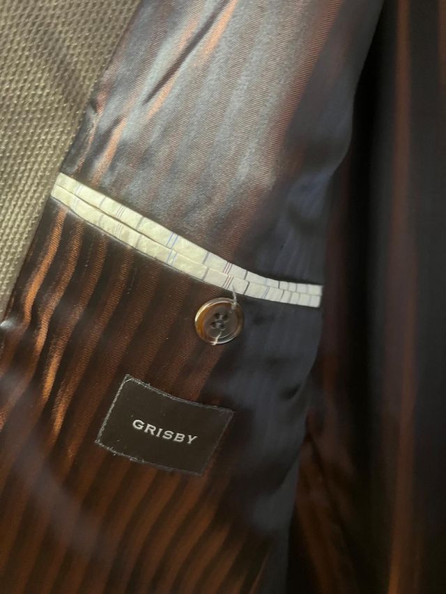 Americana pana Grisby