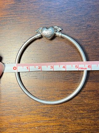 Pulsera Pandora Moments cierre corazón con alas