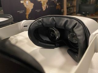 Oculus Meta Quest 2 - 128GB + accesorios