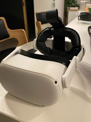 Oculus Meta Quest 2 - 128GB + accesorios