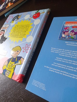 Dos libros de experimentos para niños