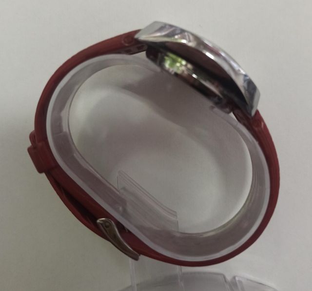 Reloj Vintage horas saltantes Jump Hour HELSA -Swi