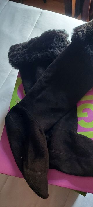 Botas